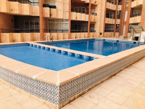 Amazing Sunny Flat With Balcony Pool Two Mins From The Beach Torrevieja Exterior foto