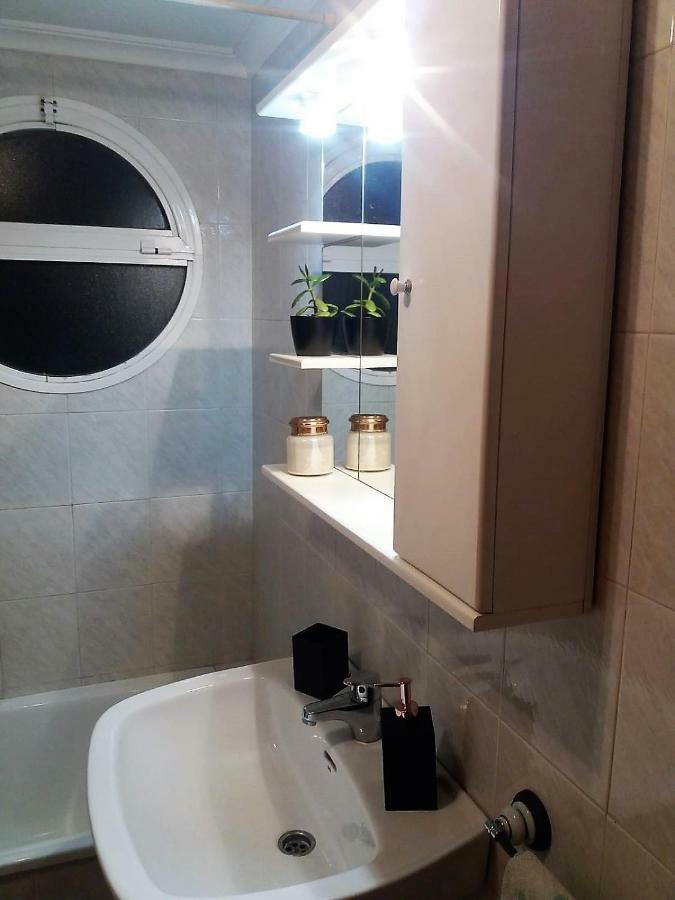 Amazing Sunny Flat With Balcony Pool Two Mins From The Beach Torrevieja Exterior foto